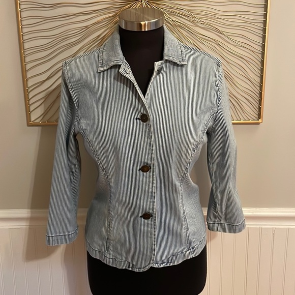 Chadwicks Jackets & Blazers - Chadwick’s Denim Jacket Size 12